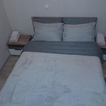 Gray Apartament 2 Pristina Exterior foto